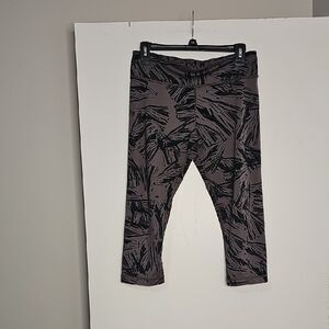 Zumba Fitness Black and Gray Capris